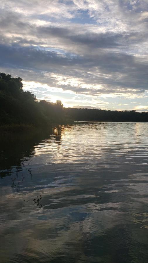APÊ LINDO ALDEIA DO LAGO COM COZINHA MOBÍLIA NOVA JUNTO AO LAGO CORUMBÁ e KAWANA PARK Caldas Novas Exterior foto